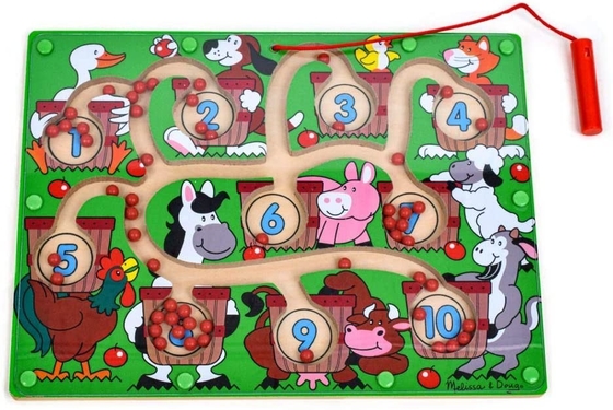 Игрушки лабиринта головоломки деревянного номера детей магнитные отбортовывают настольную игру